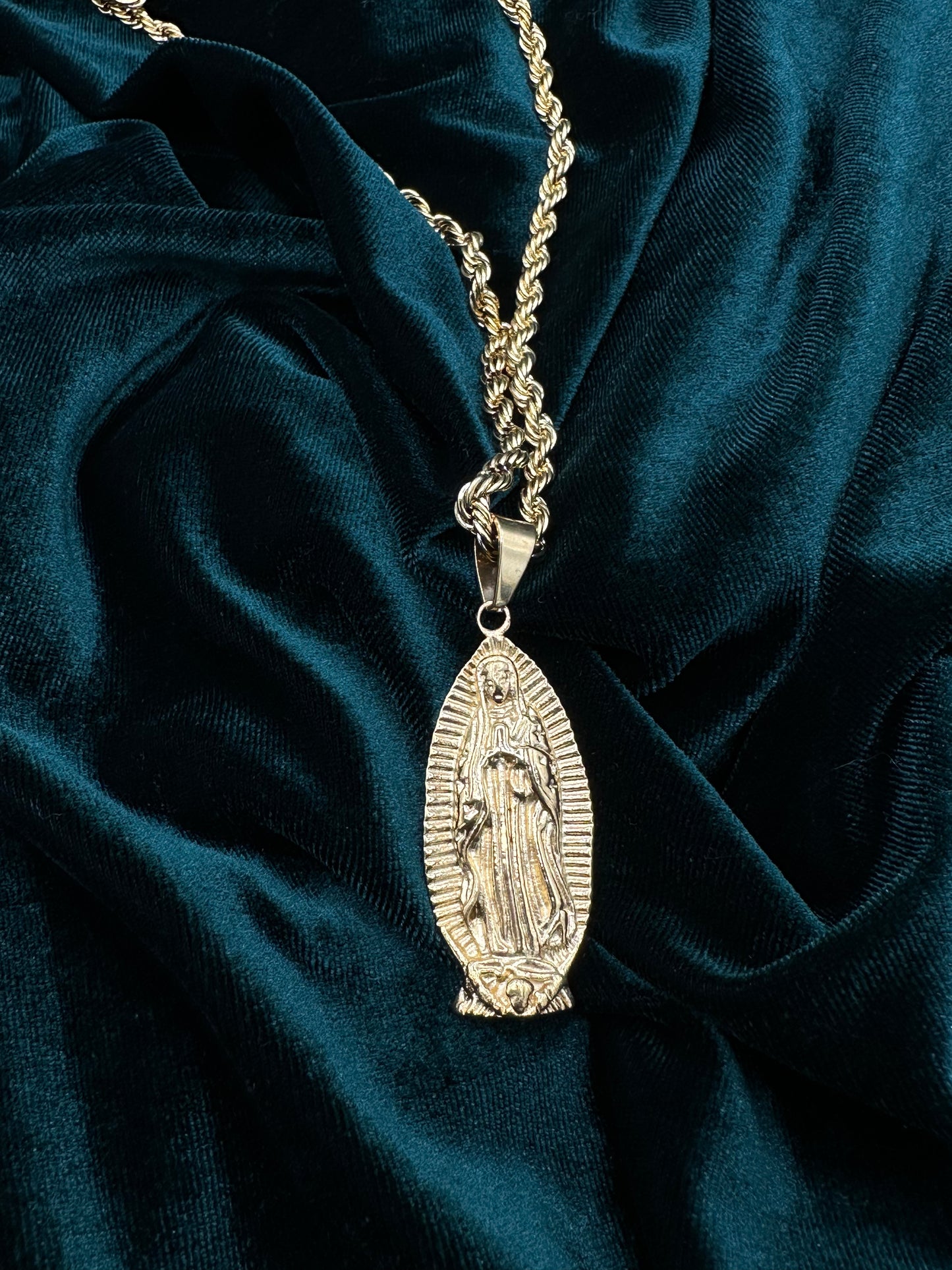 Large Virgen de Guadalupe Chain